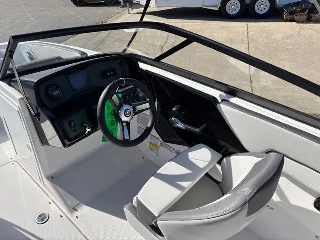 Slide: The Image of Yamaha SX190 4STAR 2026 - 6