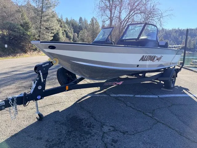 Slide: The Image of Alumacraft Competitor 175X Sport 2024 - 6