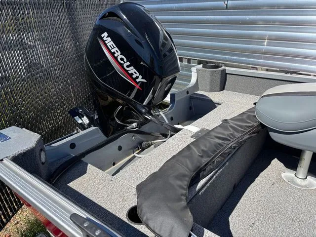 Slide: The Image of Alumacraft Classic 165 Sport 2024 - 5