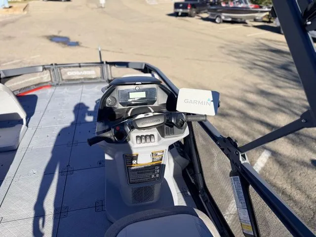 Slide: The Image of Sea-Doo Switch Sport 21 2024 - 17