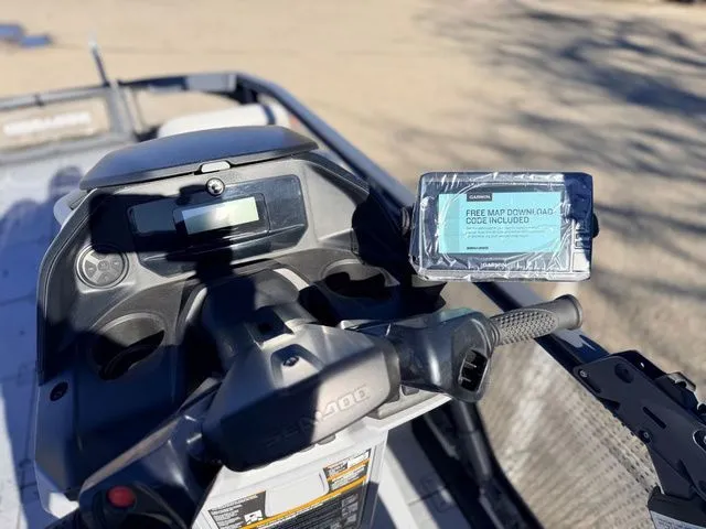 Slide: The Image of Sea-Doo Switch Sport 21 2024 - 20