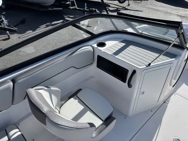 Slide: The Image of Yamaha SX190 4STAR 2026 - 8