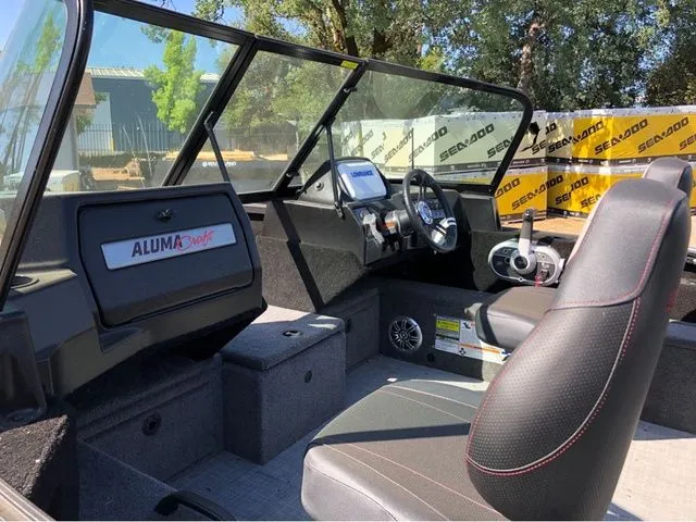 Slide: The Image of Alumacraft Competitor 175 Sport 2024 - 3