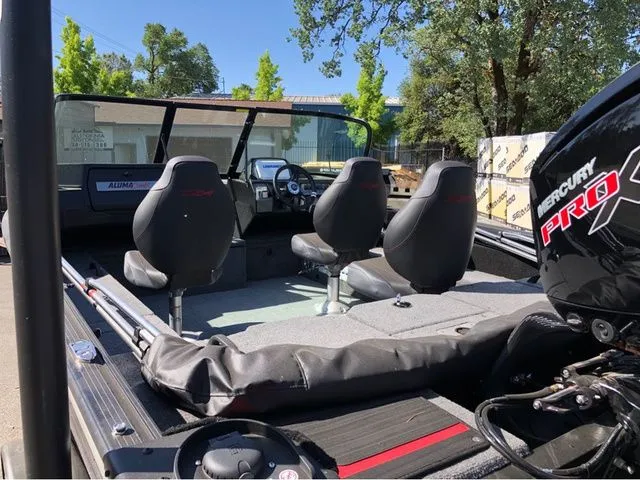 Slide: The Image of Alumacraft Competitor 175 Sport 2024 - 4