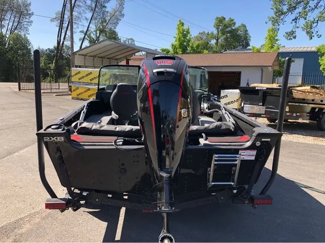 Slide: The Image of Alumacraft Competitor 175 Sport 2024 - 5