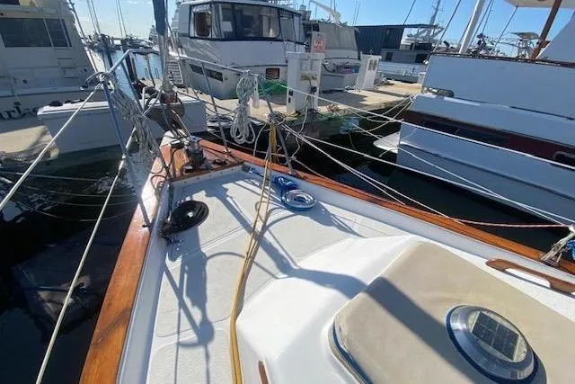 Slide: The Image of Sailboat deck view of 1982 Endeavour 40 docked at marina. - 10
