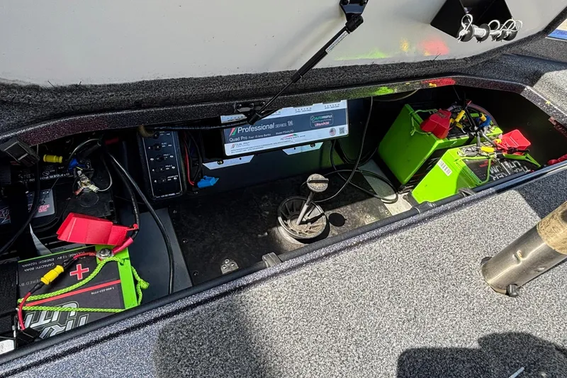 Slide: The Image of 2023 Ranger Z520R Cup-Equipped boat battery compartment with wiring and charging system. - 17