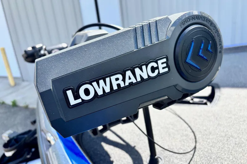 Slide: The Image of Close-up of Lowrance equipment on 2023 Ranger Z520R Cup-Equipped boat. - 4