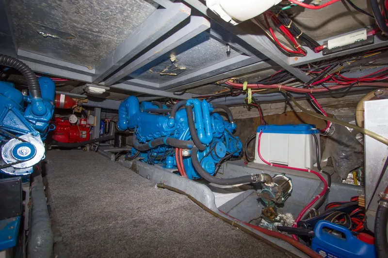 Slide: The Image of Engine room of a 1984 Californian LRC with blue engines. - 33