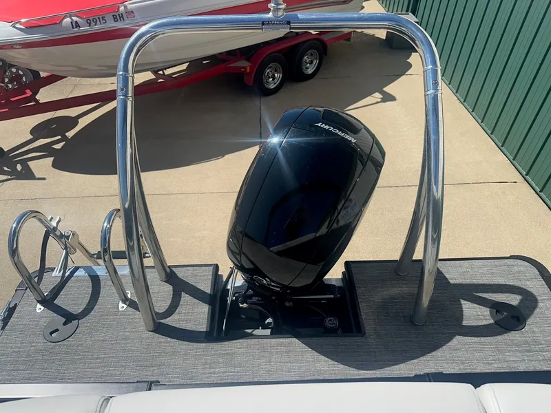 Slide: The Image of Viaggio 23 Diamante U 2022 - 11