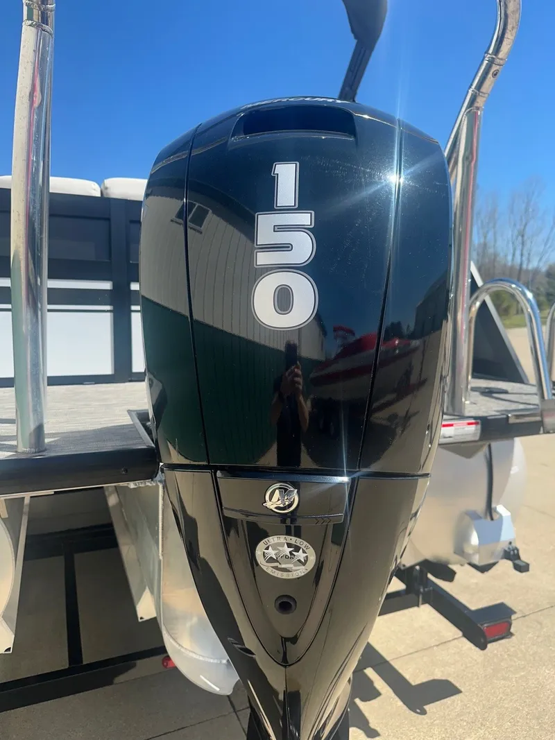 Slide: The Image of Viaggio 23 Diamante U 2022 - 9