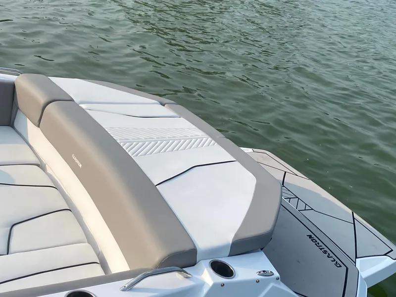 Slide: The Image of Glastron 205 GTD 2022 - 2