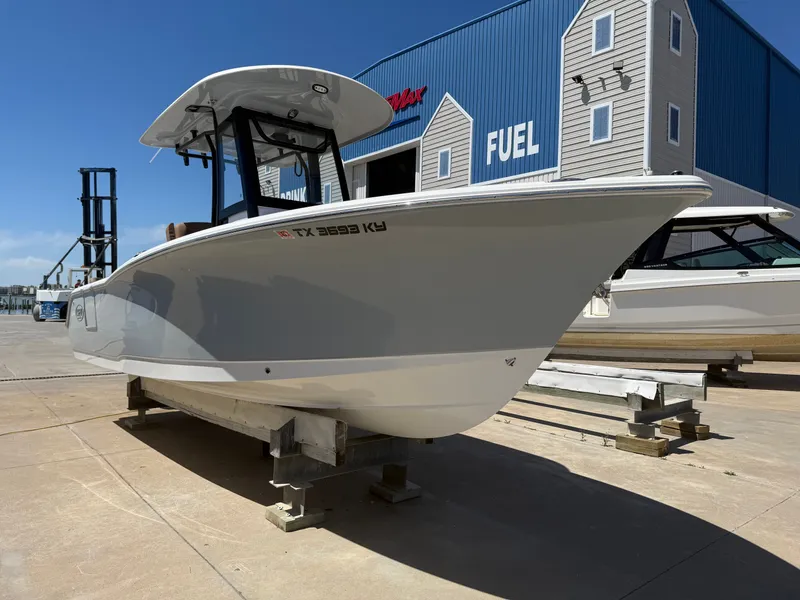 Slide: The Image of Sea Hunt Ultra 239 SE 2024 - 2