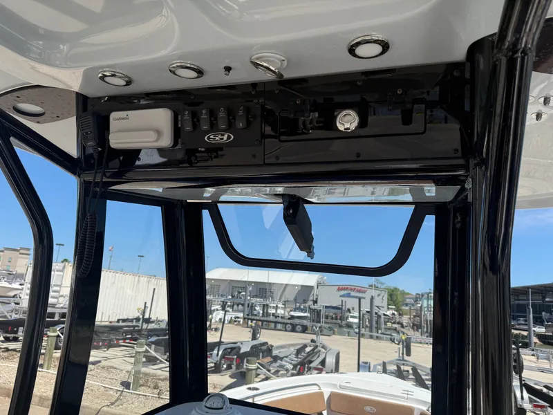 Slide: The Image of Sea Hunt Ultra 239 SE 2024 - 8