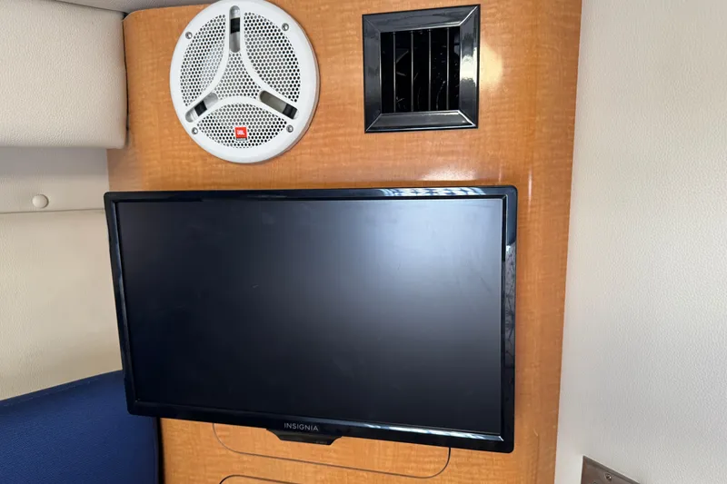 Slide: The Image of Interior of 2006 Chaparral Signature 350 with TV, speaker, and vent. - 45