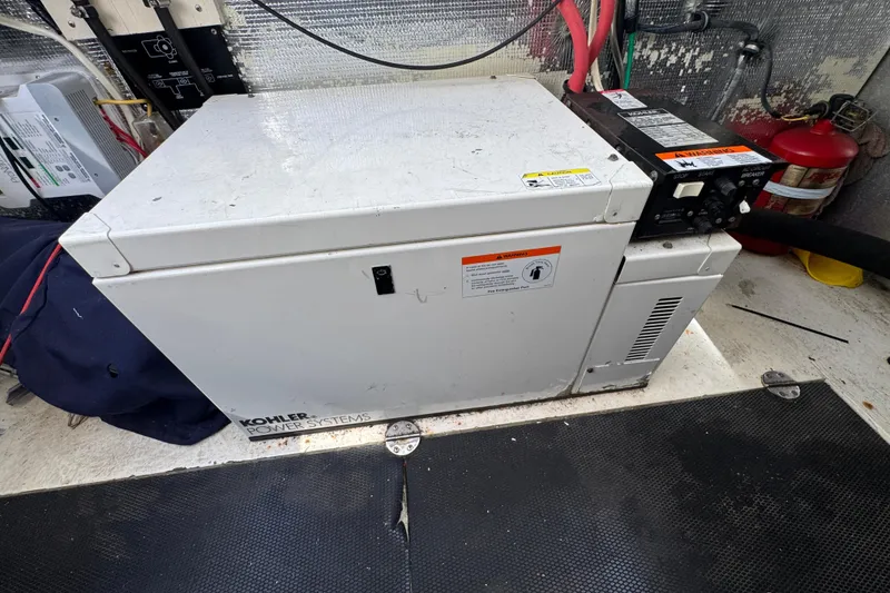 Slide: The Image of Kohler power system in 2006 Chaparral Signature 350 boat engine room. - 62