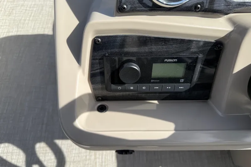 Slide: The Image of 2026 Avalon VENTURE QUAD LOUNGE audio system with Fusion Bluetooth controls. - 84