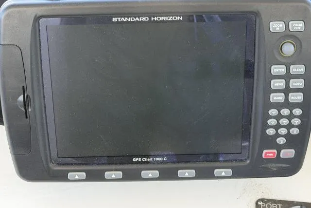 Slide: The Image of Standard Horizon GPS Chart 1000C on 1986 Fexas Custom 57 boat. - 37