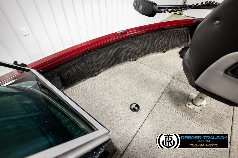Slide: The Image of 2018 Ranger VS1882 WT boat interior with seating and storage netting. - 25