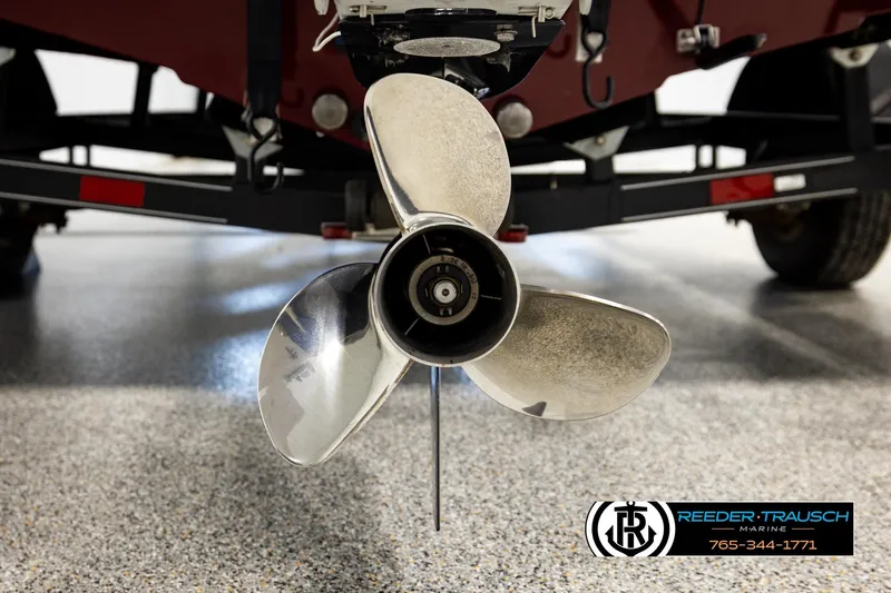 Slide: The Image of 2018 Ranger VS1882 WT boat propeller close-up in showroom setting. - 58