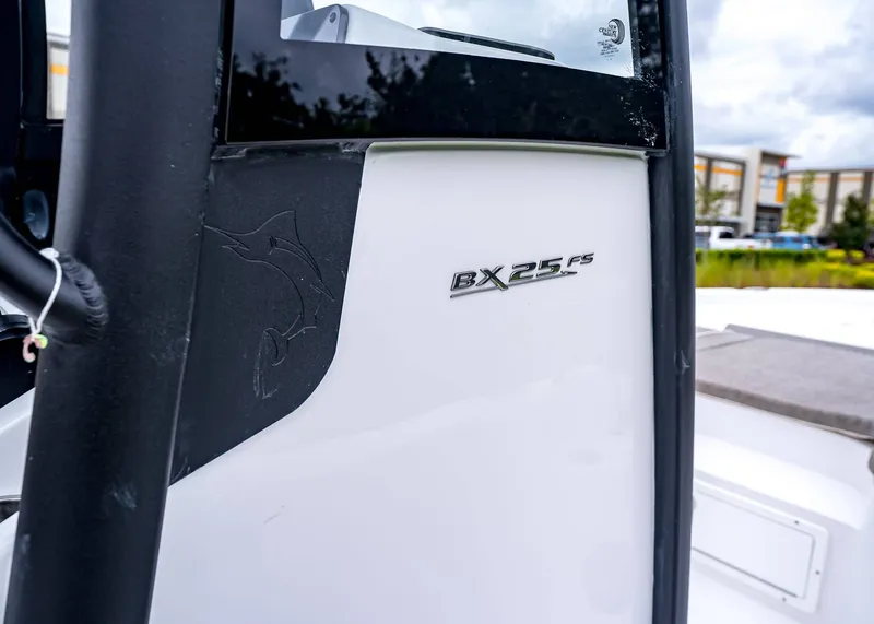 Slide: The Image of Sea Hunt BX 25 FS 2026 - 16