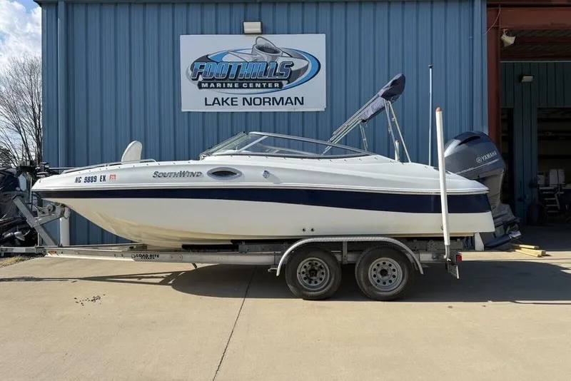 Slide: The Image of 2014 SouthWind 212sd boat on trailer at Foothills Marine Center, Lake Norman. - 6