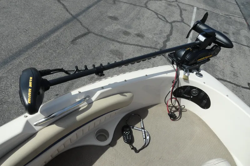 Slide: The Image of 2004 Glastron GX 205 Ski & Fish boat with Minn Kota trolling motor on deck. - 17