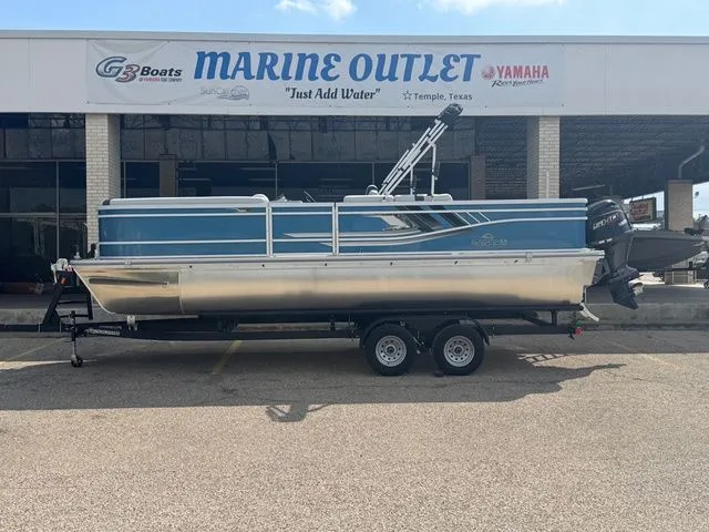 The Image of SunCatcher Select 22RF 2026 - 1