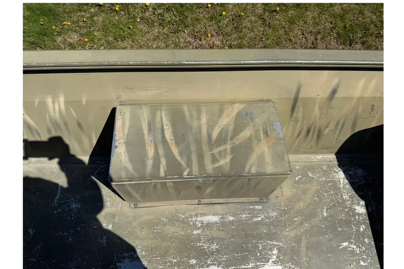 Slide: The Image of 2008 Tracker Grizzly 1648 T Blind Duck Edition interior with camouflage pattern. - 10