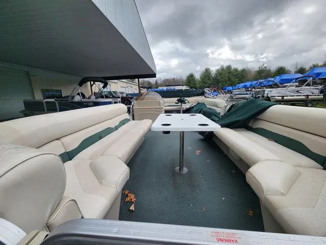 Slide: The Image of SunChaser Cruise 8524 CR-MAKE OFFER PLEASE, NEEDS TLC 2006 - 7