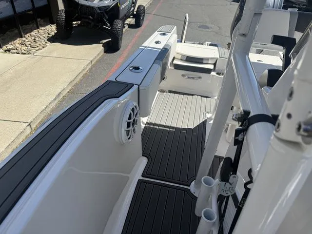 Slide: The Image of Robalo R180 Center Console 2025 - 26