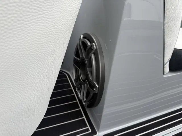 Slide: The Image of MB Sports 23 Alpha B52 2026 - 16