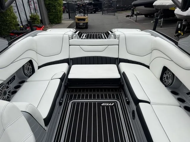 Slide: The Image of MB Sports 23 Alpha B52 2026 - 20