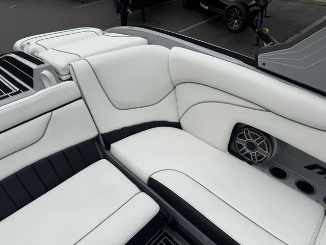 Slide: The Image of MB Sports 23 Alpha B52 2026 - 21