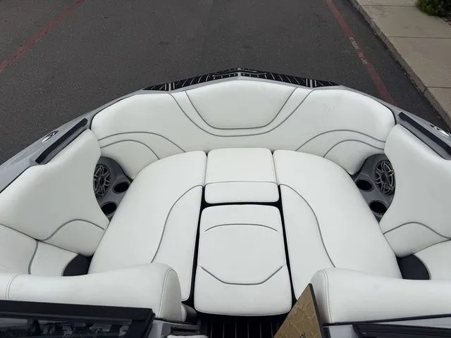 Slide: The Image of MB Sports 23 Alpha B52 2026 - 26