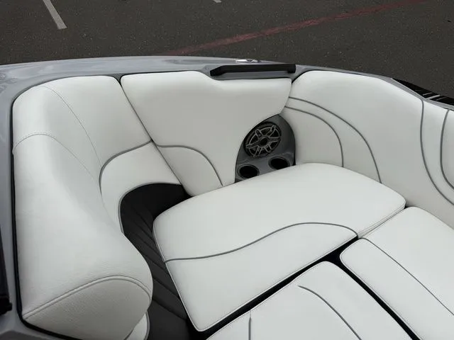 Slide: The Image of MB Sports 23 Alpha B52 2026 - 27