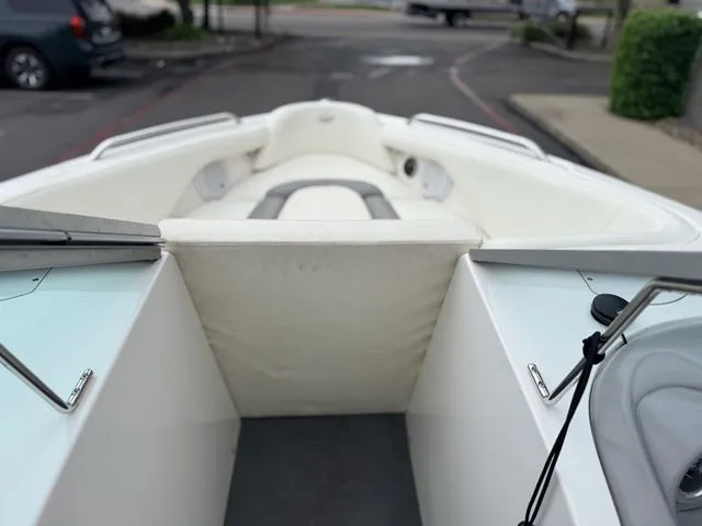 Slide: The Image of MasterCraft MariStar 230 2005 - 17