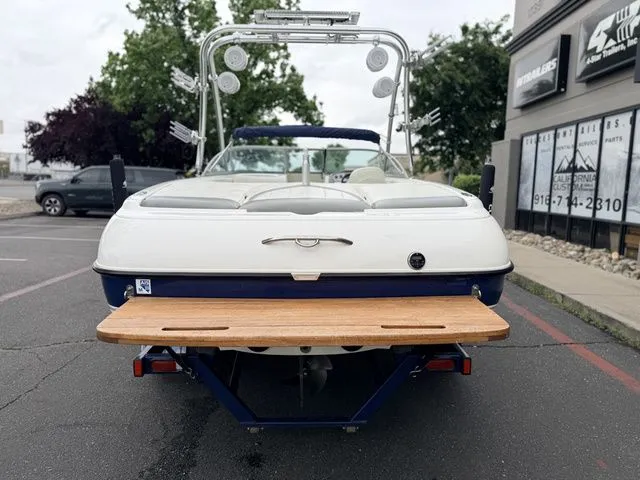 Slide: The Image of MasterCraft MariStar 230 2005 - 7