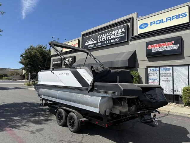 Slide: The Image of Manitou Cruise 20 Max Bench 2025 - 4