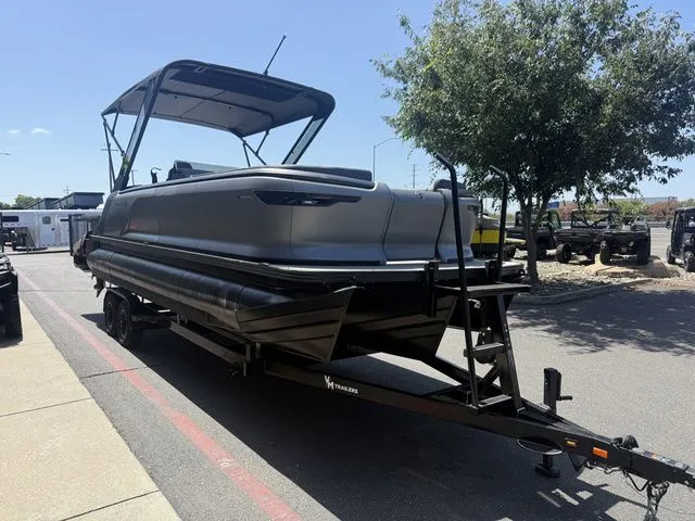 Slide: The Image of Manitou 24' Explore Switchback Stealth 2025 - 5