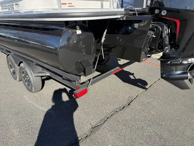 Slide: The Image of Ranger 223C 2023 - 11