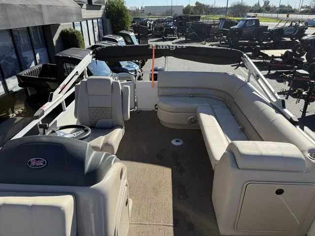 Slide: The Image of Ranger 223C 2023 - 19