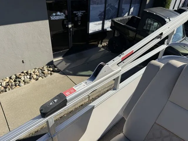 Slide: The Image of Ranger 223C 2023 - 34