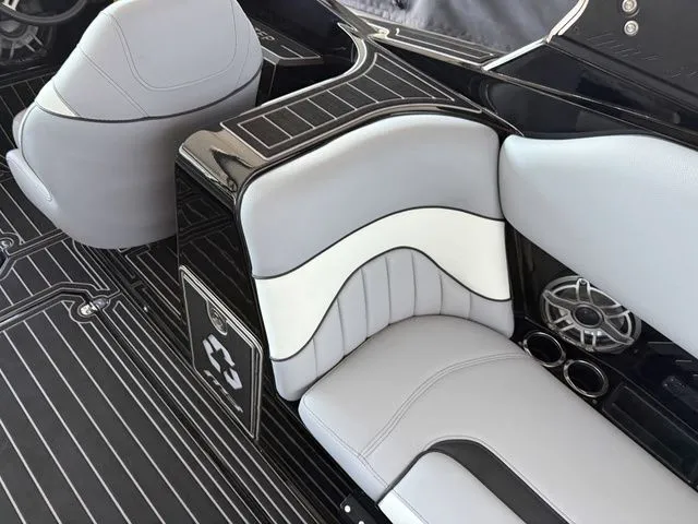 Slide: The Image of MB Sports 25 ALPHA B52 2025 - 13