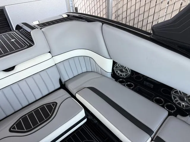 Slide: The Image of MB Sports 25 ALPHA B52 2025 - 17