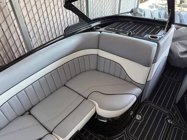 Slide: The Image of MB Sports 25 ALPHA B52 2025 - 20