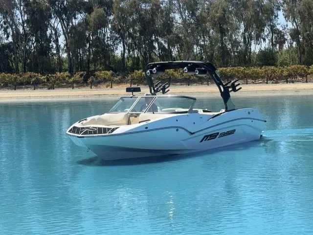 The Image of MB Sports 23 Alpha B52 2026 - 1