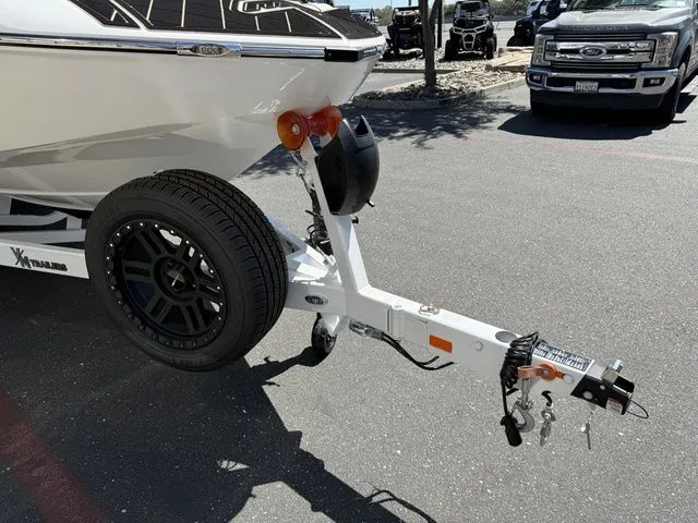 Slide: The Image of MB Sports 23 Alpha B52 2026 - 18