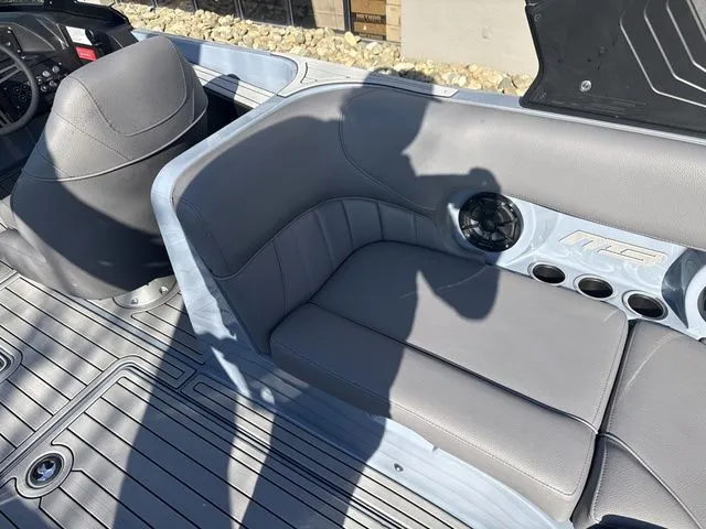 Slide: The Image of MB Sports B52 23 Classic 2026 - 16