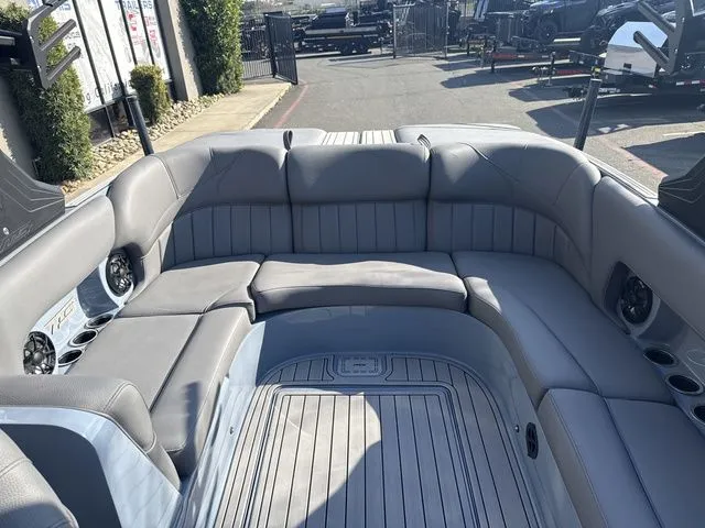 Slide: The Image of MB Sports B52 23 Classic 2026 - 18